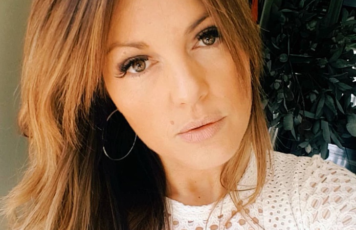 Belle Pérez verrast volgers met prachtfoto: “In deze outfit zien ze me graag komen, denk ik”