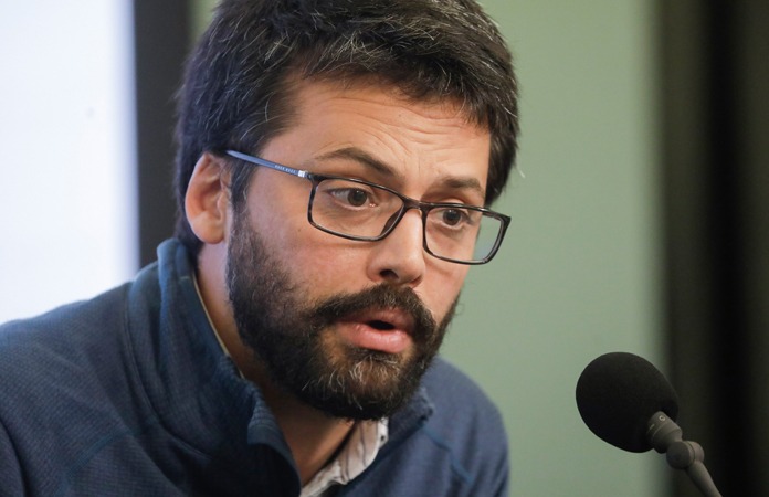 Emmanuel André: “Totale lockdown zou het beste zijn om derde golf te vermijden”