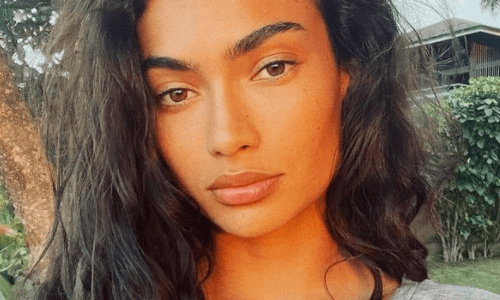 Victoria’s Secret-model misleidt fans op Instagram: “Ik dacht echt dat je naakt was!” (foto’s)