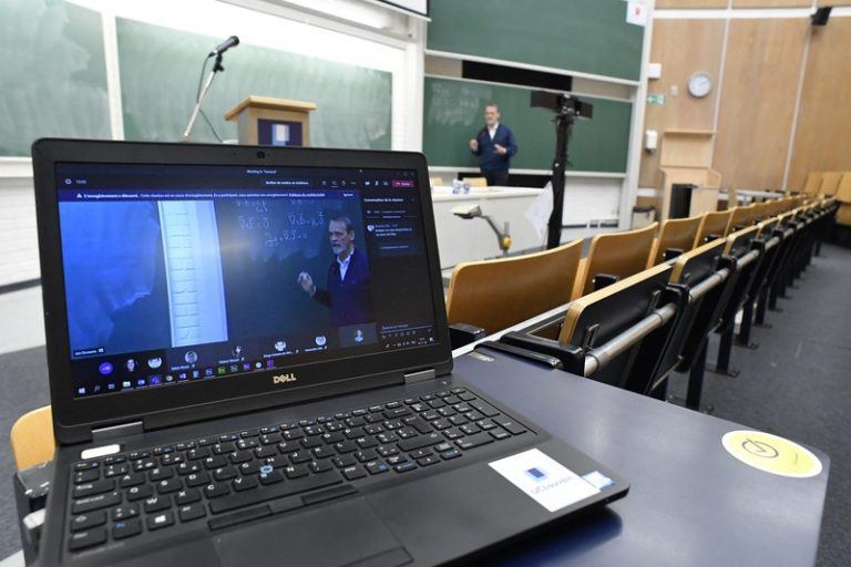 Mogelijk meer lessen in persoon voor studenten vanaf 15 maart
