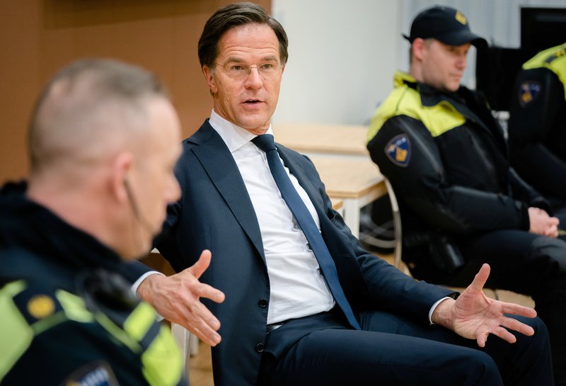 “Nederland schrapt volgende week avondklok”