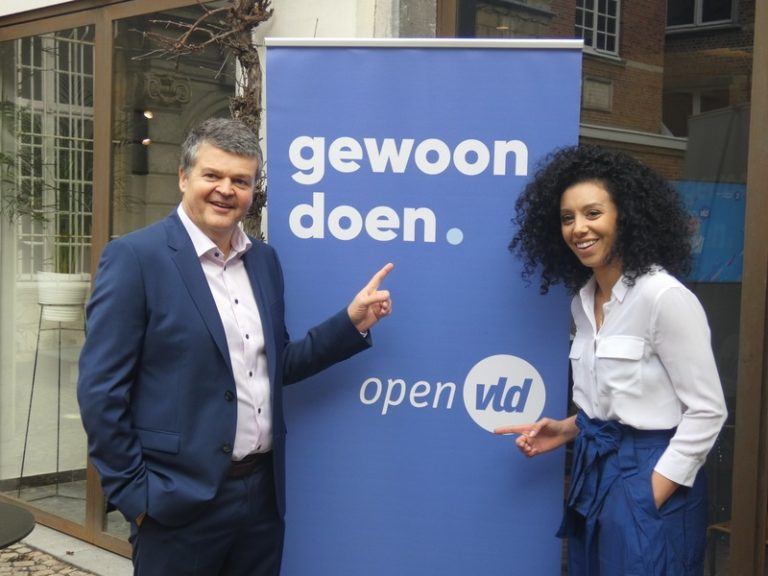 Zoveel kreeg Sihame El Kaouakibi van Open Vld om haar “politieke opstart te steunen”