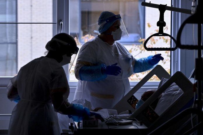 Coronacijfers blijven verder dalen