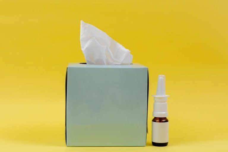 “Nieuwe neusspray biedt je 24 uur lang bescherming tegen corona”