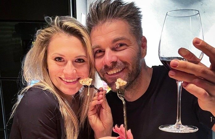 Kobe Ilsen en zijn verloofde Sara over hun eerste date: “Op dat moment heeft ze mij gezoend”