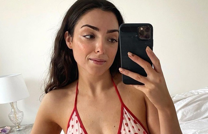 Influencer toont littekens van haar borstverkleining: “Ik hou ervan!” (foto)