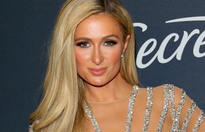 Paris Hilton ten huwelijk gevraagd: “Ik wil met niemand liever mijn leven doorbrengen”