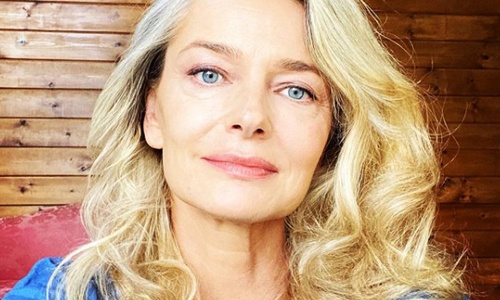 55-jarig supermodel gaat volledig uit de kleren: “Op ‘sexy’ staat geen vervaldatum” (foto)