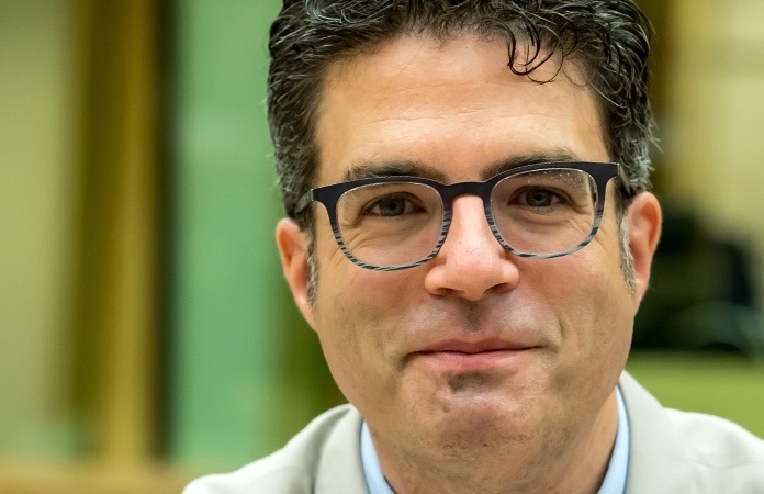 Steven Van Gucht: “Mogelijk is dit een vroeg effect van de vaccinaties”