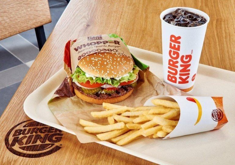 FAIL. Burger King op vrouwendag: “Vrouwen horen in de keuken”