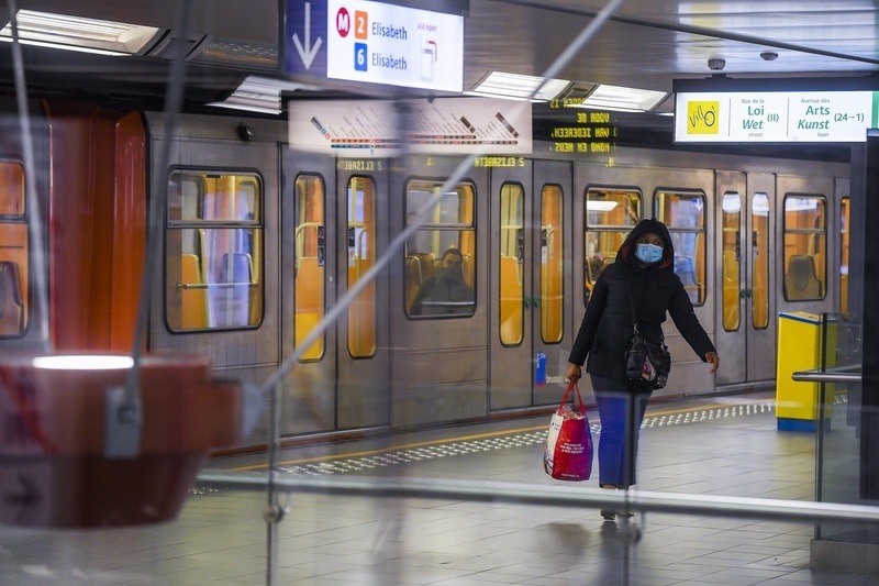 Jongeren betalen vanaf juli maar 12 euro voor jaarabonnement MIVB