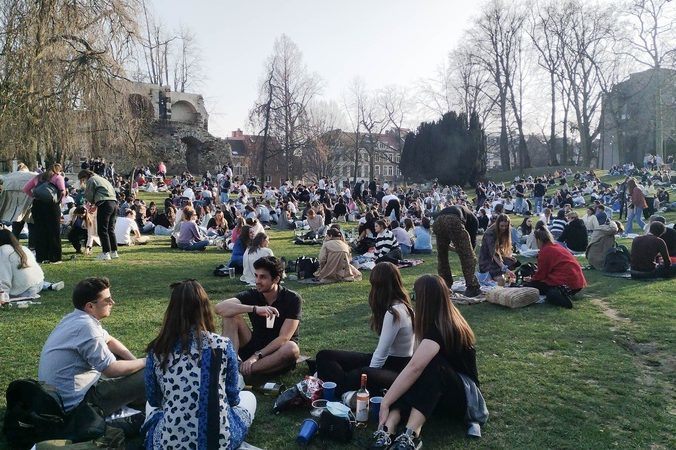 Van Gucht: “Ook in buitenlucht nog altijd kans op besmettingen”