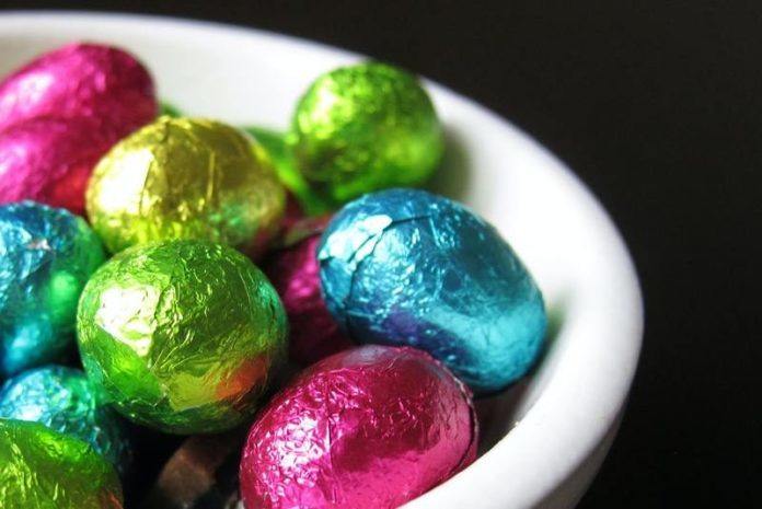 Daarom geef je beter geen kleine paaseieren aan je kind