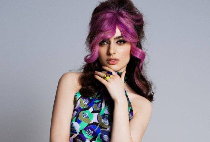 Olga Leyers over haar collectie bij ZEB: “Ik ben allesbehalve minimalistisch”