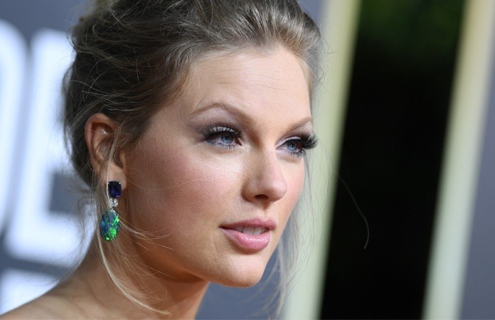 Taylor Swift woedend op Netflix door ‘seksistische’ grap over haar (foto)