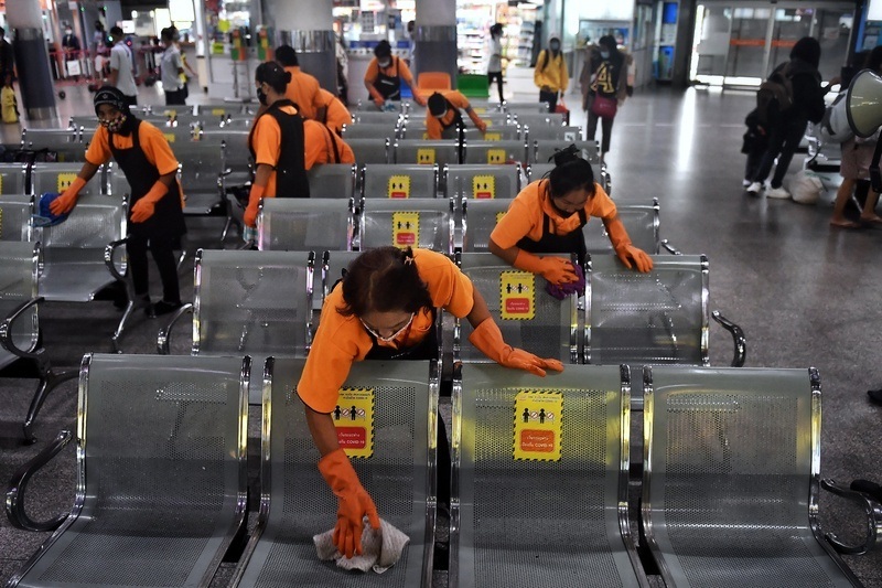 Zoveel uur per week werken vrouwen gemiddeld minder dan mannen
