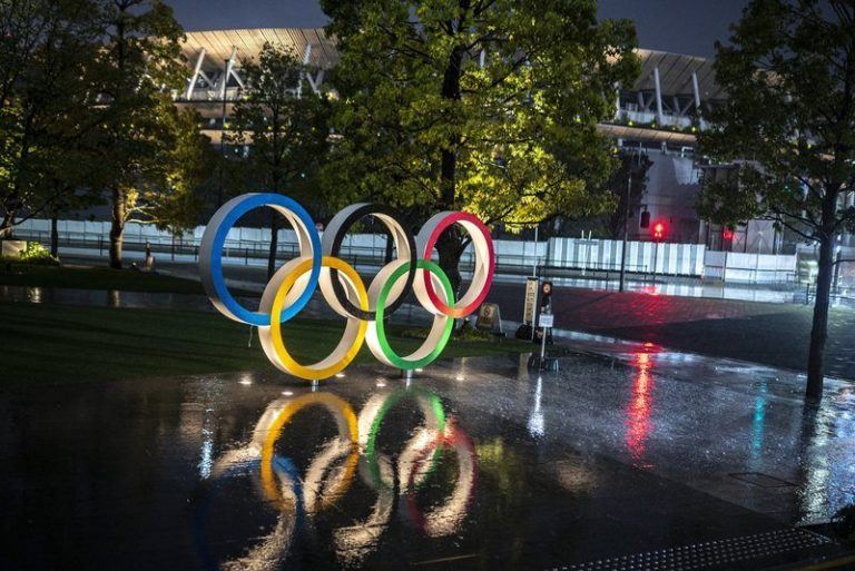 Canadese outfits voor Olympische Spelen doen wenkbrauwen fronsen: “Een echte reden om de Spelen af te gelasten” (foto)