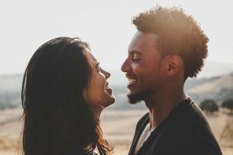 Vanaf deze leeftijd vinden mannen de looks van hun partner minder belangrijk dan hun persoonlijkheid