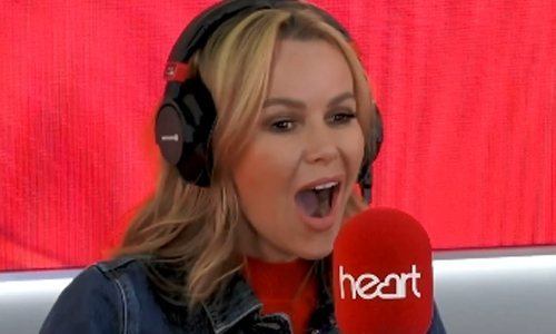 ‘BGT’-jurylid Amanda Holden poseert poedelnaakt. Fans reageren: “Ik kan dit niet aan!” (foto)