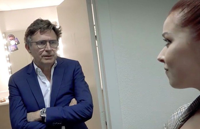 Erik Van Looy over traumatische ervaring in de douche: “Ze trokken aan mijn geslachtsdeel” (video)