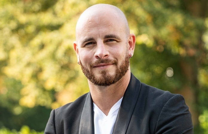 Ivan uit ‘De Bachelorette’ reageert geïrriteerd op breuk met Elke Clijsters: “Ik heb juist niks gespeeld!”