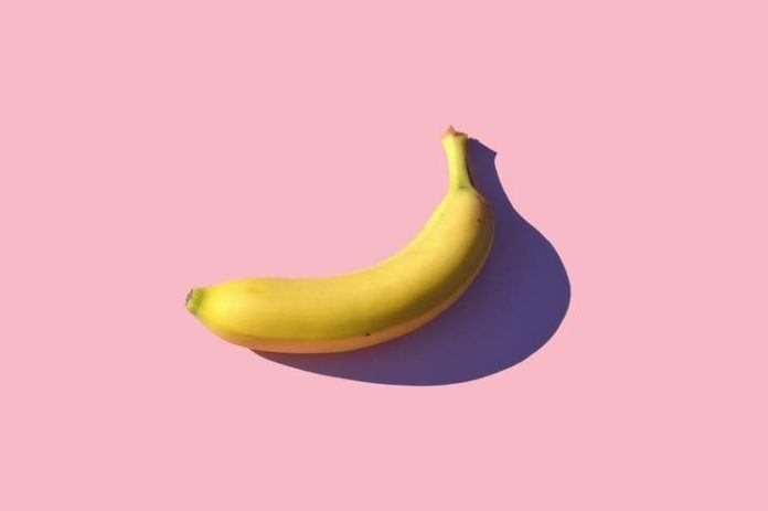 LIFEHACK. Is je banaan te groen? Zo is hij binnen een uur rijp
