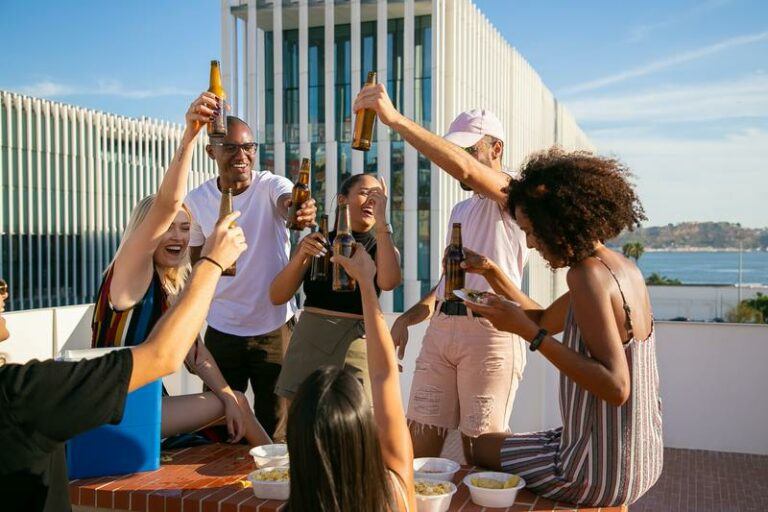 Expert bezorgd om komst populaire alcoholdrankjes naar België: “Verontrustende evolutie”