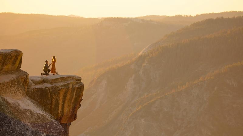 Wil je je partner ten huwelijk vragen? Deze plekken zijn het populairst