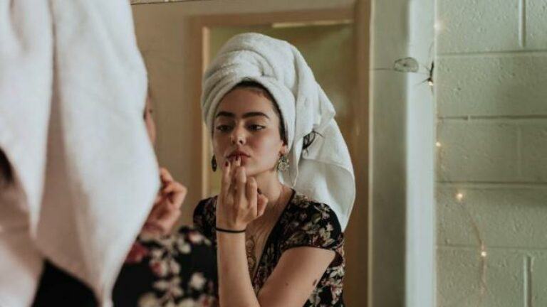 Deze tips helpen je van je acne af