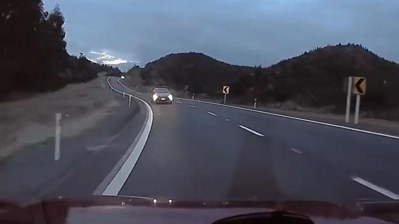 Bestuurder heeft dashcam nog maar één dag en dan gebeurt dit… (video)