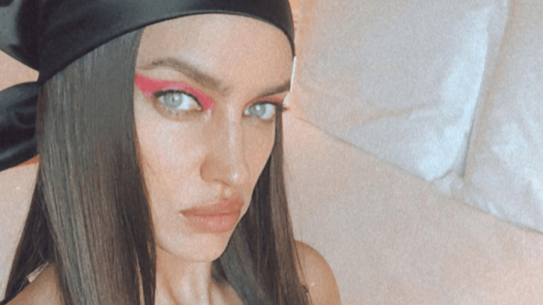 Model Irina Shayk maakt grote indruk bij fans met knappe naaktfoto’s (foto’s)