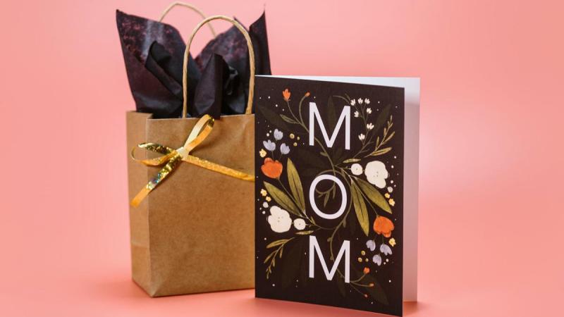 Verontwaardiging over felicitatiekaart voor geboorte van baby: «Dat is ronduit walgelijk!» (foto)