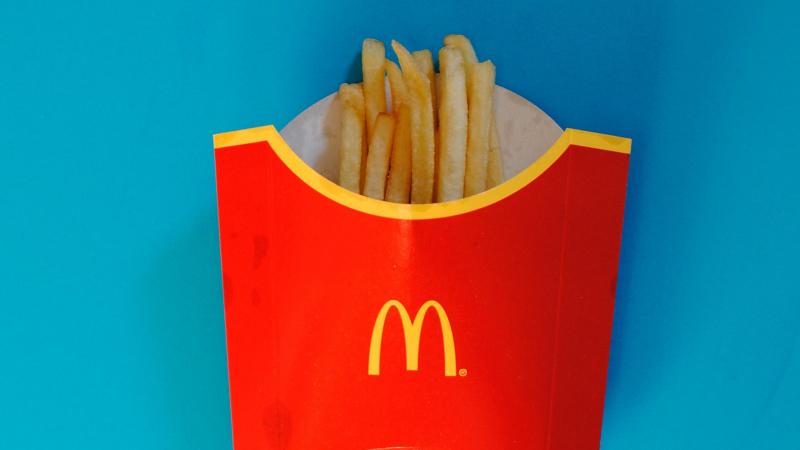 Zo ziet een hamburger van McDonald’s er twee jaar later uit