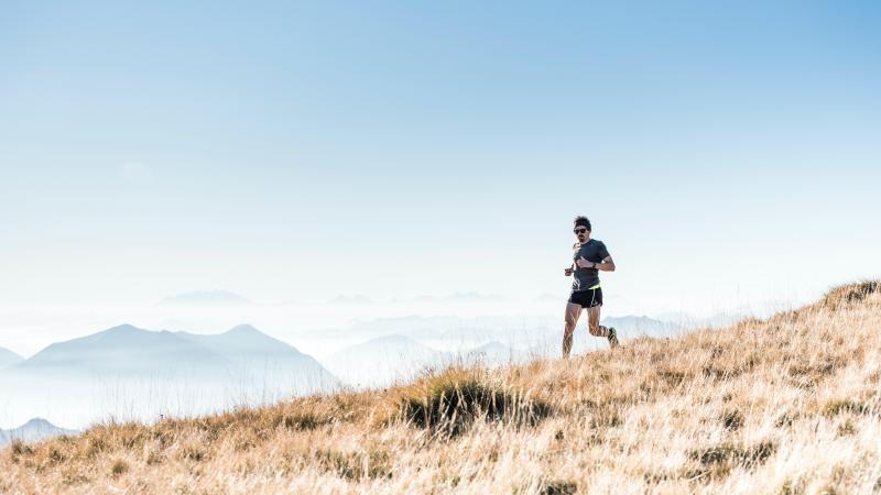 Joggen vs. wandelen: wat is nu eigenlijk beter voor je?