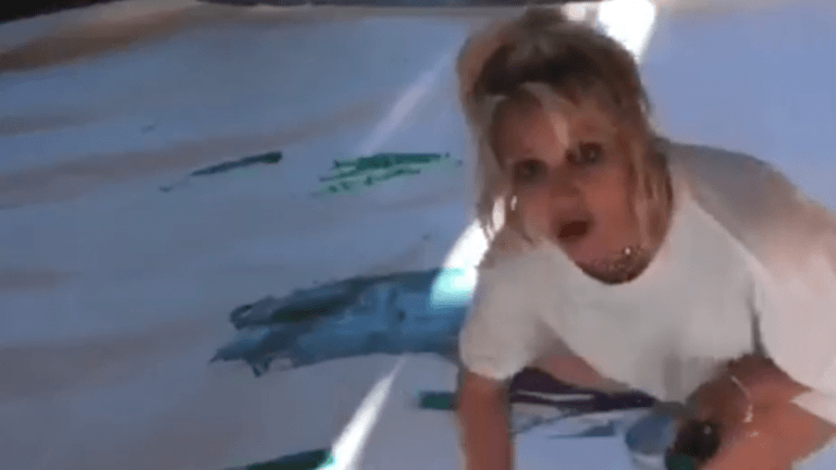 Nieuwe hobby voor Britney Spears: “Het werd me allemaal eventjes teveel” (video)