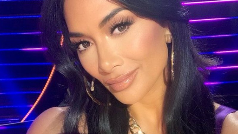 Nicole Scherzinger viert haar verjaardag in bikini en krijgt lovende reacties: “Je ziet er waanzinnig knap uit!” (foto’s)