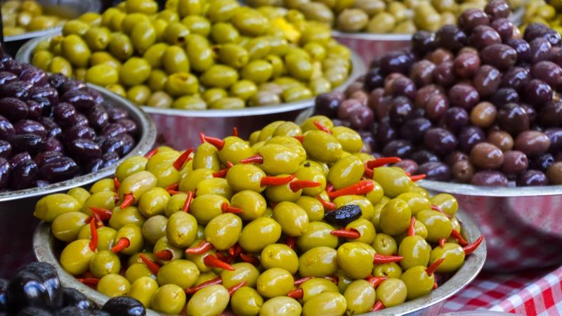 Olijven in pot? Dit kan je doen met het water