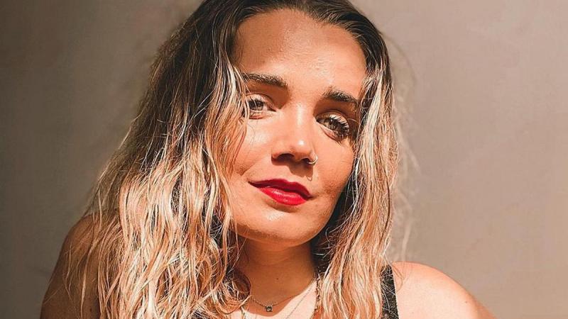 Dochter van Jeremy Clarkson poseert halfnaakt: «Ik haatte mijn lichaam, maar nu voel ik me vrij»