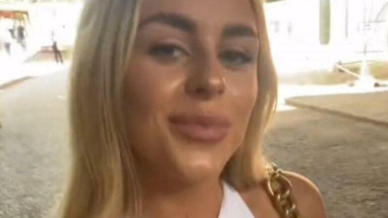 Vrouw gaat op toeristische attractie maar ‘verliest’ haar broekje zonder het te beseffen (video)