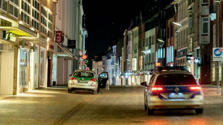 Duitse politie maakt einde aan swingersfeest waar afstandsregels niet in acht werden genomen