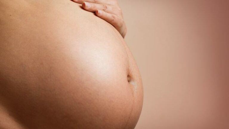 Zoveel kinderen krijgt de Vlaamse vrouw gemiddeld