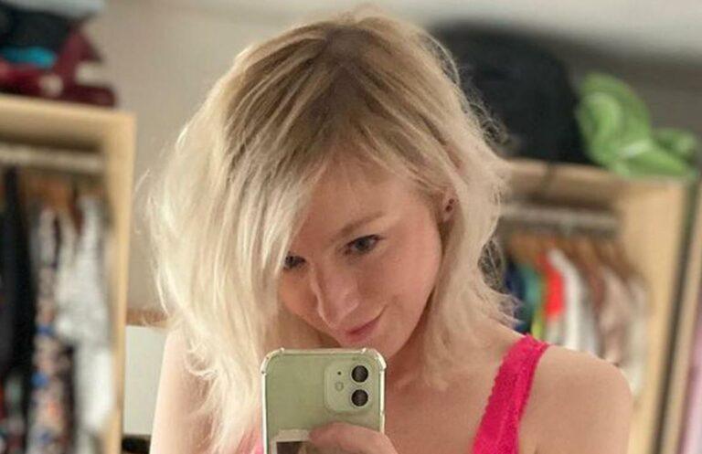 Heidi Van Tielen hekelt kritiek op lingeriefoto: “Ik ben naast mama ook vrouw”