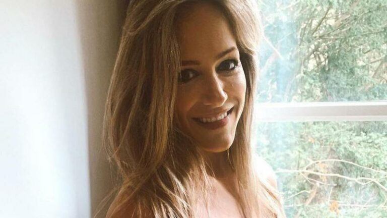 Hoogzwangere Elisabet uit ‘De Mol’ toont bolle buik: «Voor 35 weken valt dat goed mee»