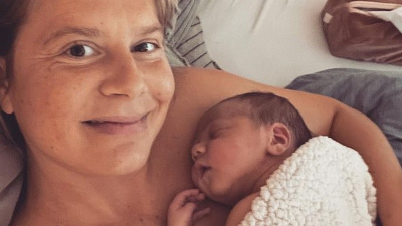 Nathalie Meskens bevallen van tweede kindje: “Zo dankbaar voor dit kleine mirakel” (video/foto)