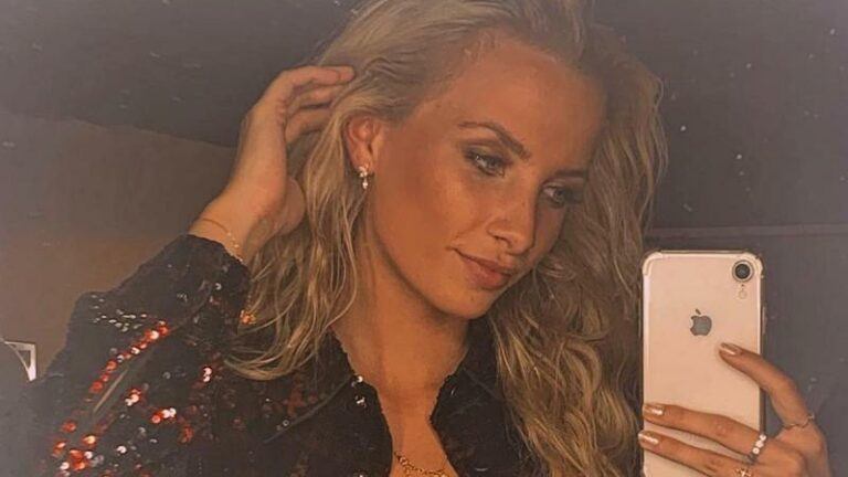 Regi reageert lovend op sexy foto van ‘Regi Academy’-jurylid Olivia Trappeniers