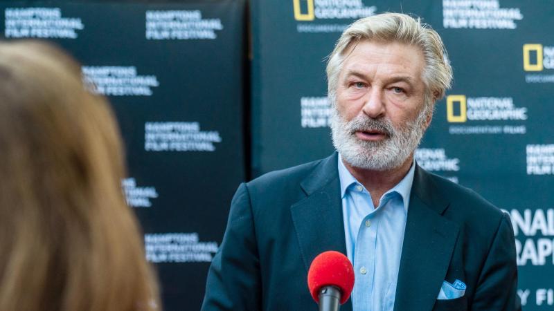 Acteur Alec Baldwin lost dodelijk schot op set van film ‘Rust’