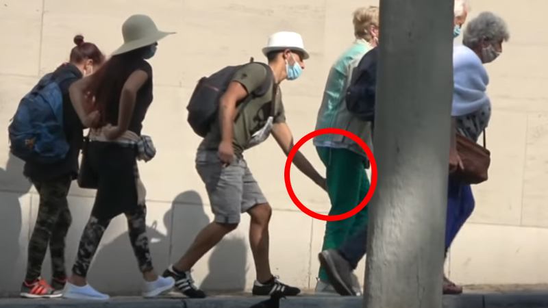 ‘Boevenspotter’ betrapt gauwdieven in Brussel op heterdaad: “Nu moeten ze echt aangehouden worden!” (video)