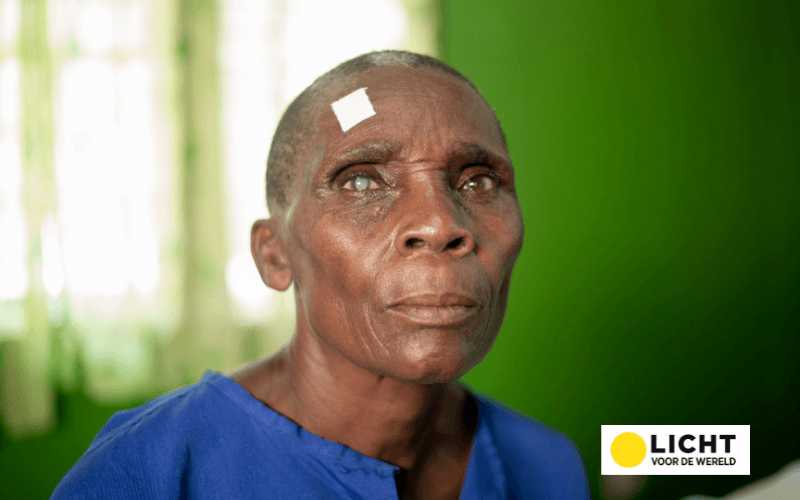 Blind door cataract?