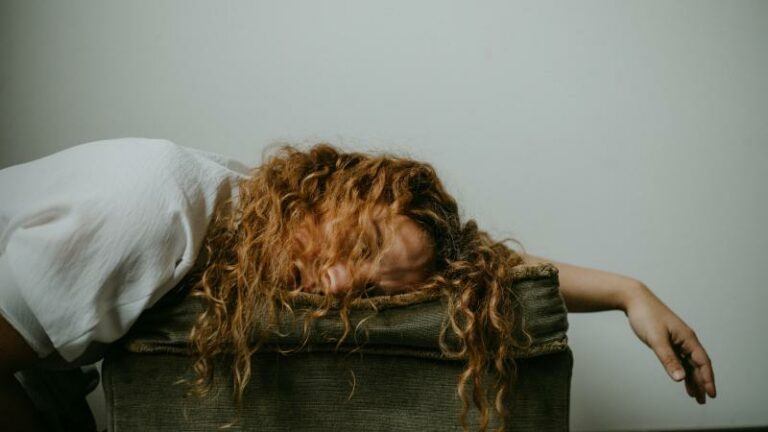 Is een powernap overdag écht slecht voor je nachtrust?