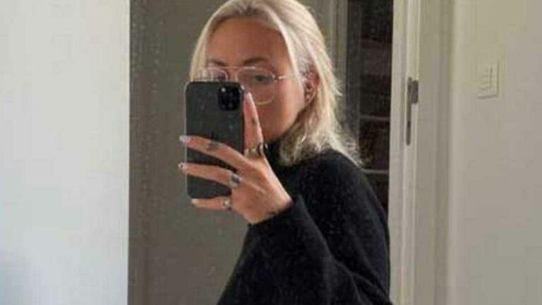 Jitske Van de Veire antwoordt met gewaagde foto op hater die haar «lesbische trut» noemt